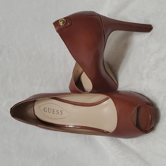 GUESS Open toe  high heel shoes 8 1/2M  (Ss27) - Picture 1 of 9